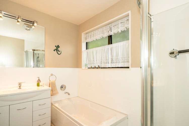 8 Peebles Drive Hei Hei_10