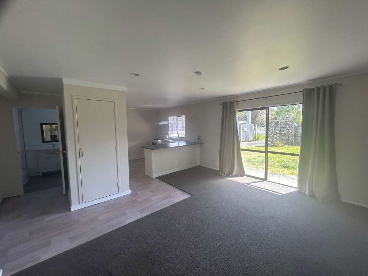 2 Bedroom Unit in Great Location 2