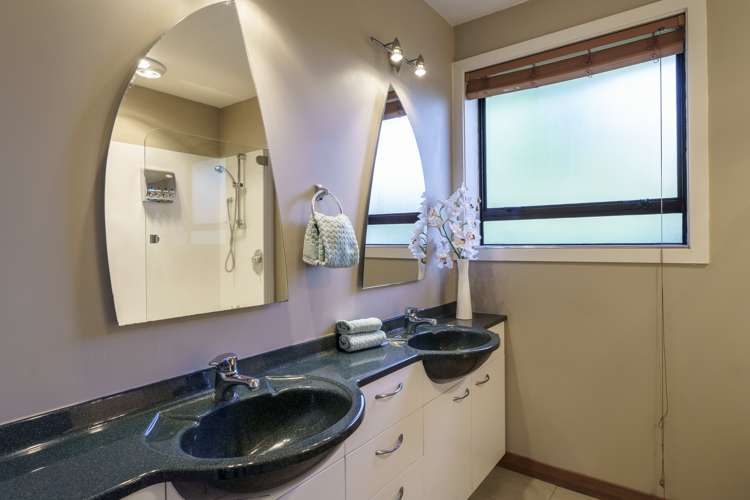 6 Otaki Place North New Brighton_16