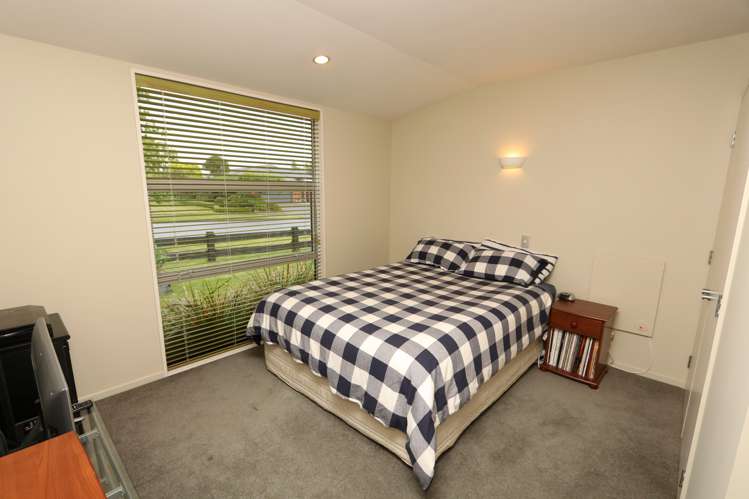 67 Farm Road Allenton_14