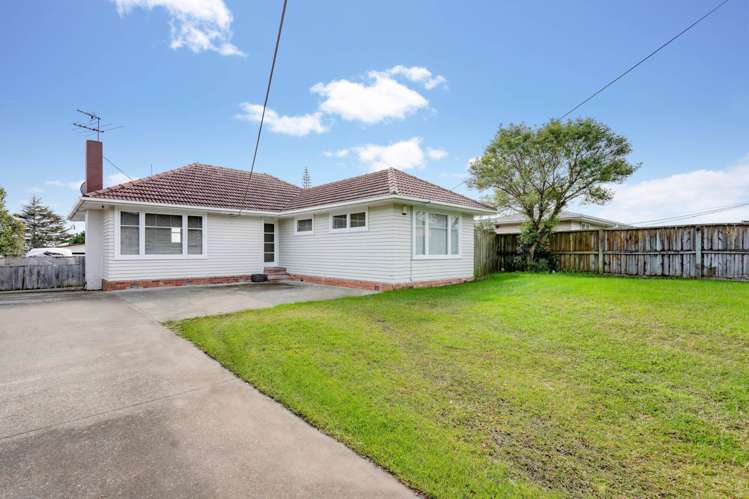 35 Vodanovich Road Te Atatu South_0