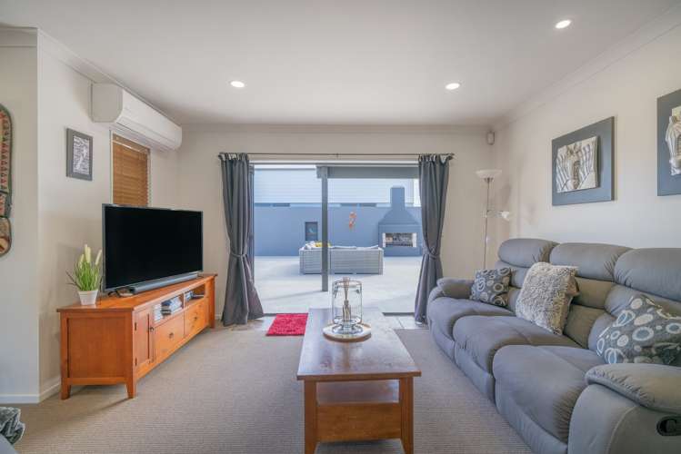 134 Puka Crescent Matarangi_9