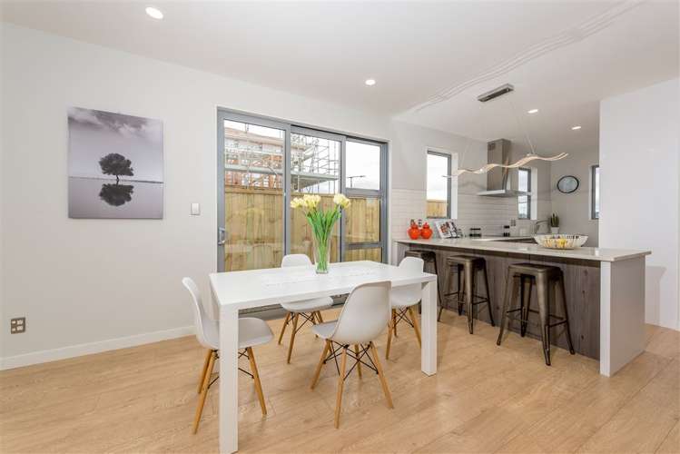 28 Toanui Road Hobsonville_12