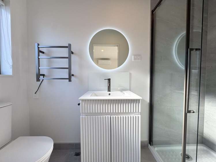 1/14 Molley Green Place 10044_8