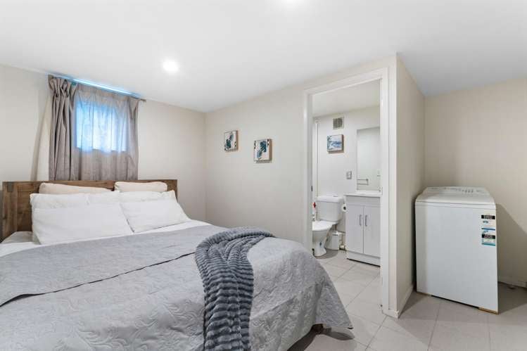 2/1 Cantina Avenue Bayview_16