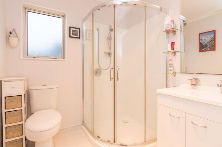 173 Pacific Drive Fitzherbert_11