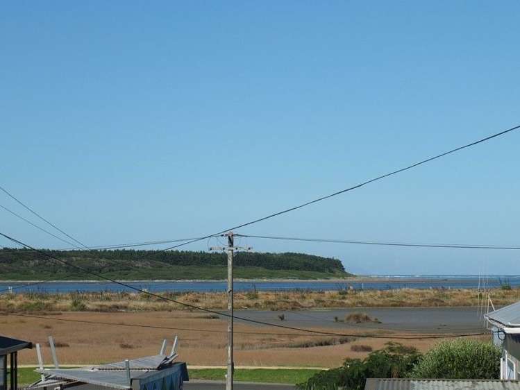 3 Perreau Avenue Foxton Beach_14