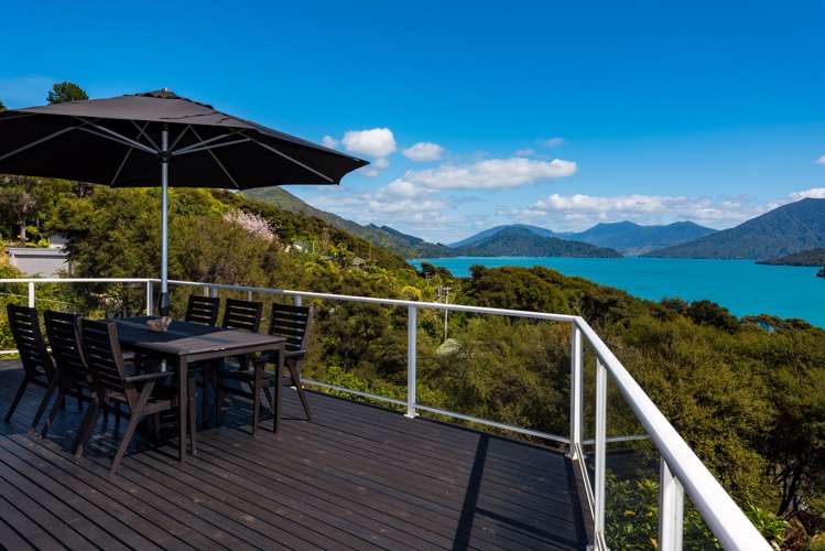 16 Lawrence Road Kenepuru Sound_15