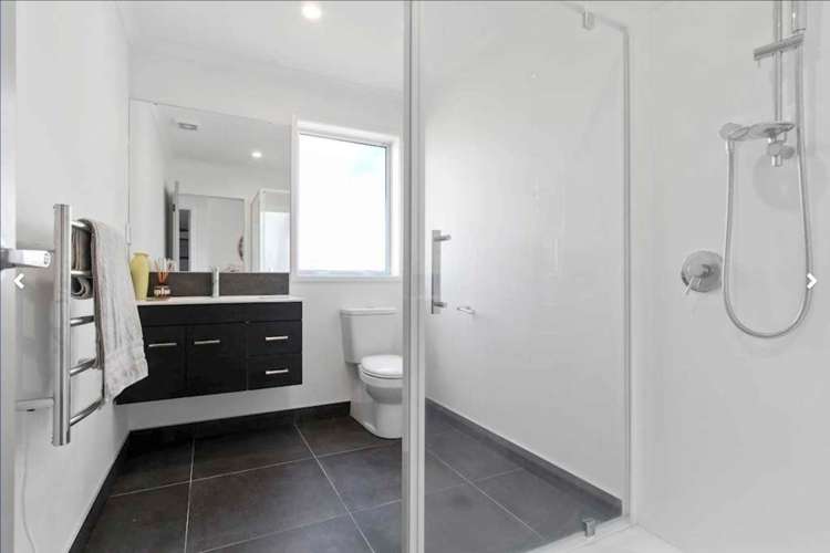 24 Nightingale Road Flat Bush_11