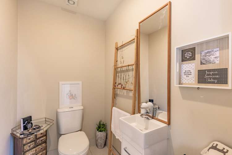 90 Mcleod Road Te Atatu South_8