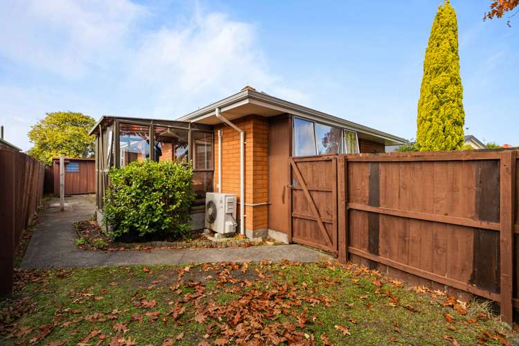 12 Karnak Crescent Russley_11