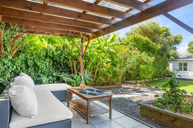 9 Paewai Road Glen Eden_23