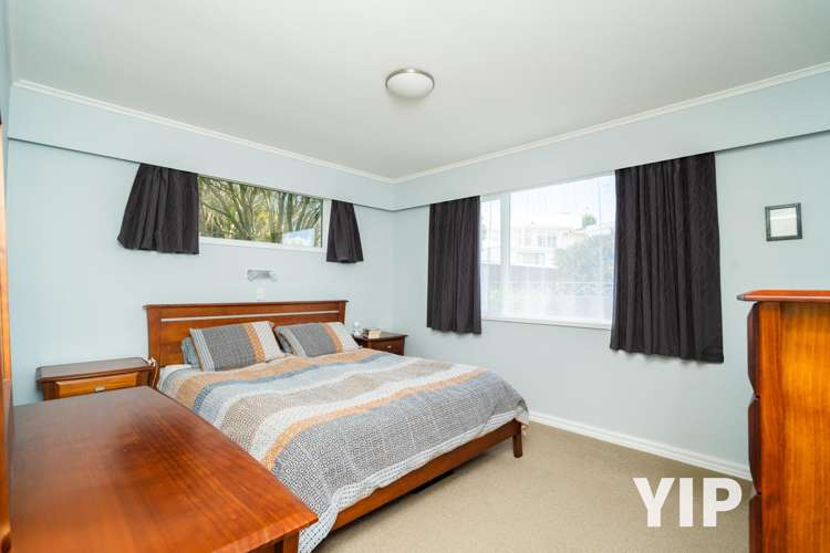 36 Bracken Road Paparangi_6