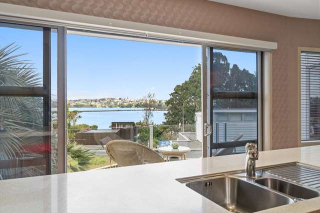 163A Paritai Drive Orakei_2