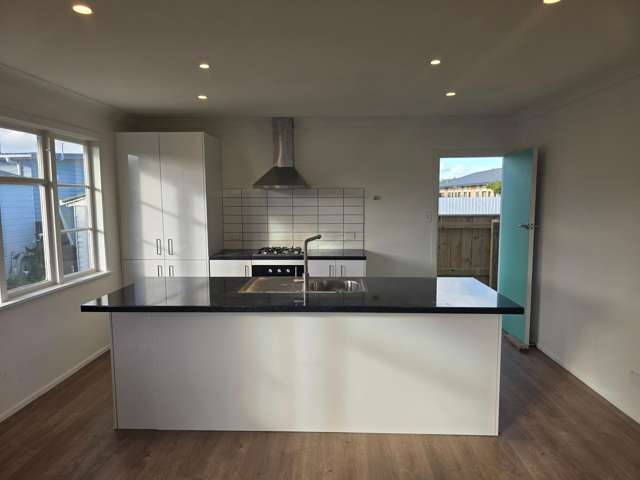 148 Queen Street West Levin_4