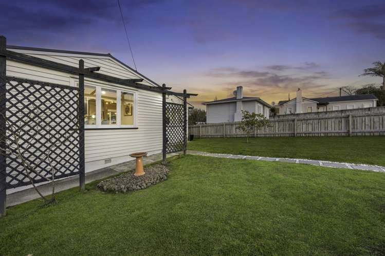 1/4 Ambler Avenue Glen Eden_27