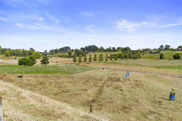 30 Howden Road Whatawhata_22