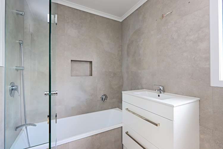 5 Arklow Place Flaxmere_15