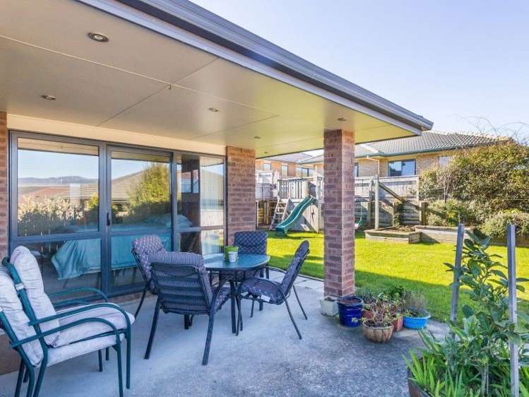 50 Percy Kinsman Crescent Riverstone Terraces_18