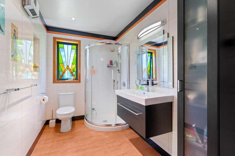 23 Dundonald Street Tainui_13