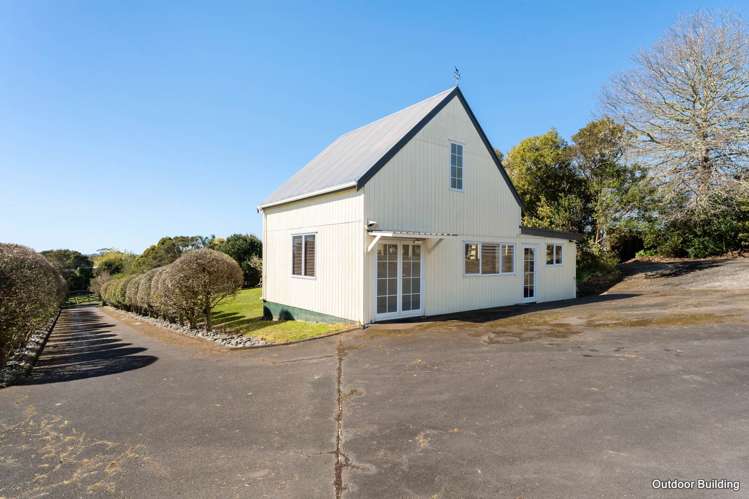 306 Glengarry Road Glen Eden_24