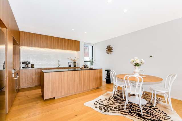 7 Jean Caldwell Way Island Bay_4