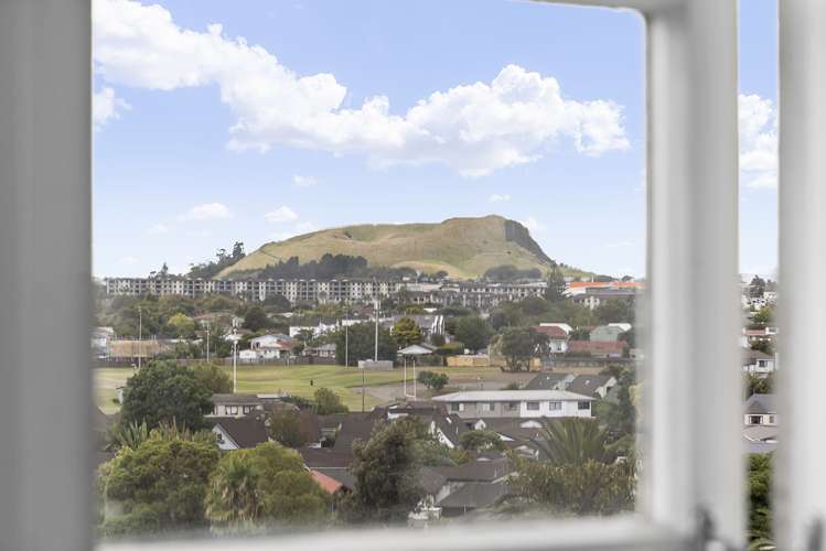 5 Abbotts Way Remuera_16