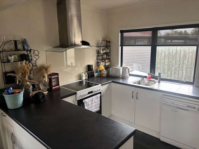 19A James Street Hamilton East_2