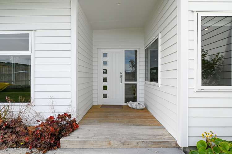 69 Montgomery Crescent Kinloch_5