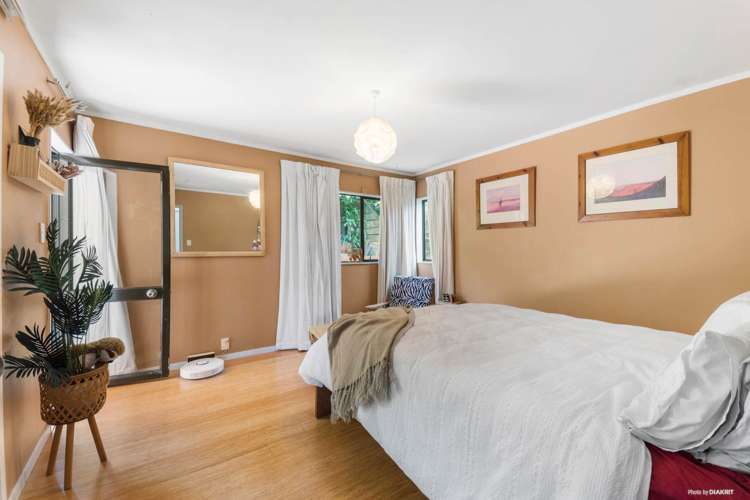 1 Relko Crescent Torbay_17
