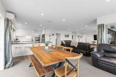 206 Cochranes Road_4