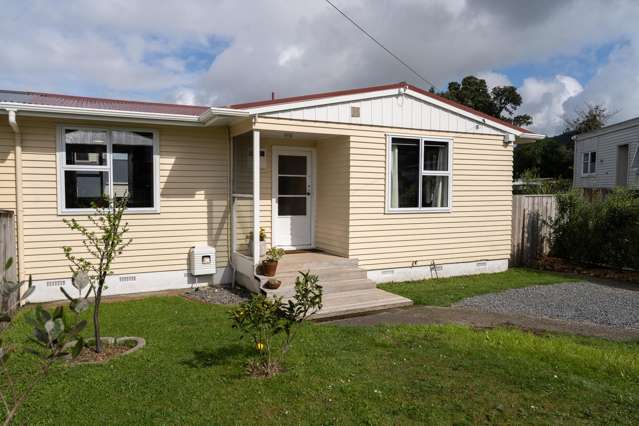 32 Davidson Crescent Tawa_1