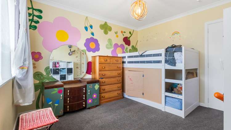 4 Sequoia Place Maoribank_11