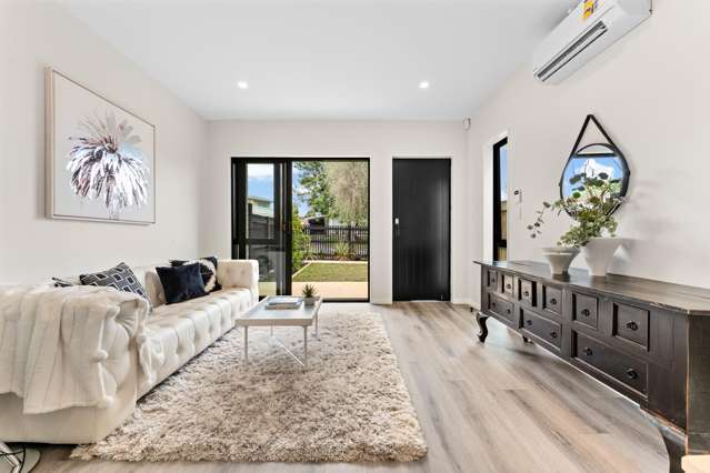 133 Riverpark Crescent Henderson_2