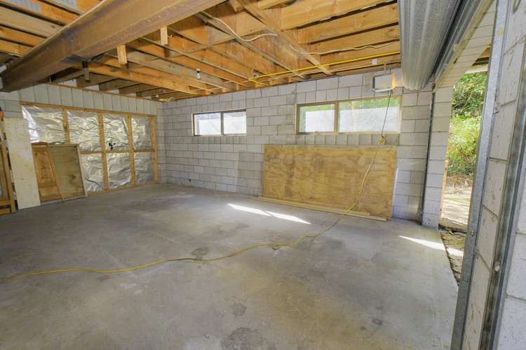 23 Riverbank Road Okoia_24