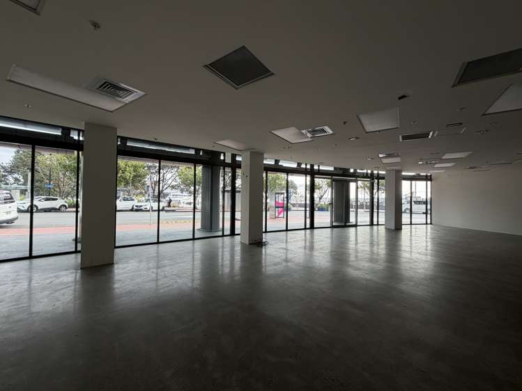 Suite 1/110 Customs Street West Auckland Central_3
