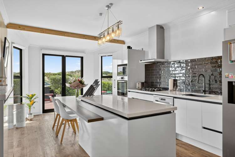 332 Marine Parade New Brighton_9