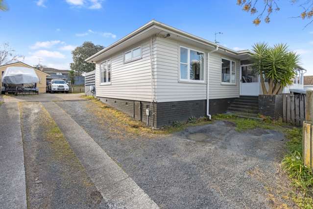 166 Tuhikaramea Road Dinsdale_1