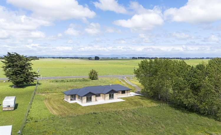 2465 State Highway 1 Rongotea_14