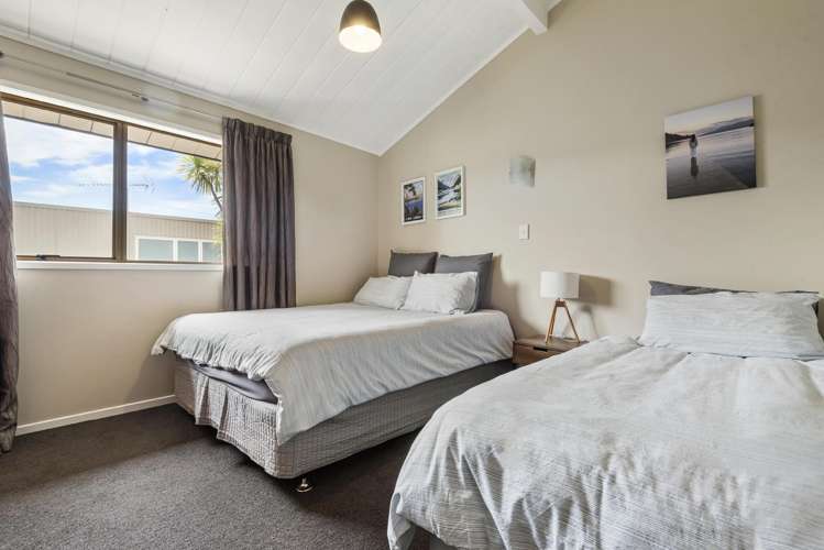 22 Surville Place Mairangi Bay_19