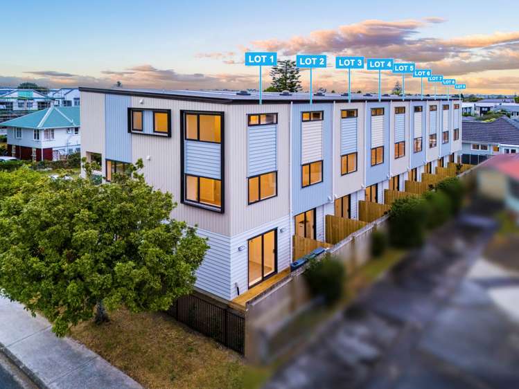 1/11 Hereford Street Te Atatu Peninsula_31