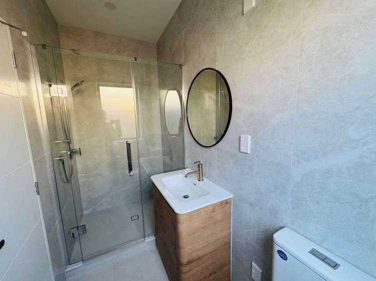 2/14 Richardson Road Mt Albert_4