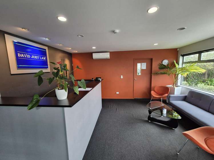 1/118 Lincoln Road Henderson_3