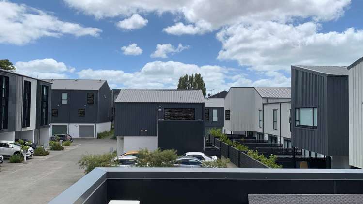 4 Lange Mews Mount Wellington_1