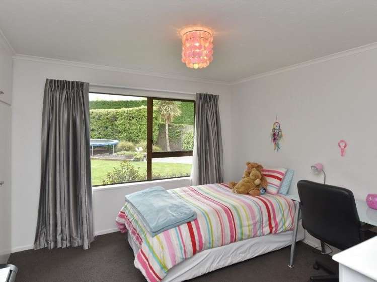 2 Woodglen Drive Woodend_9