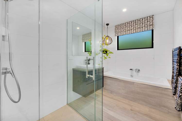 58 Weatherly Drive Beachlands_26