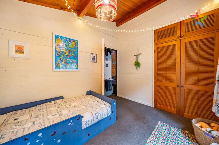 38 James Grove Stokes Valley_11