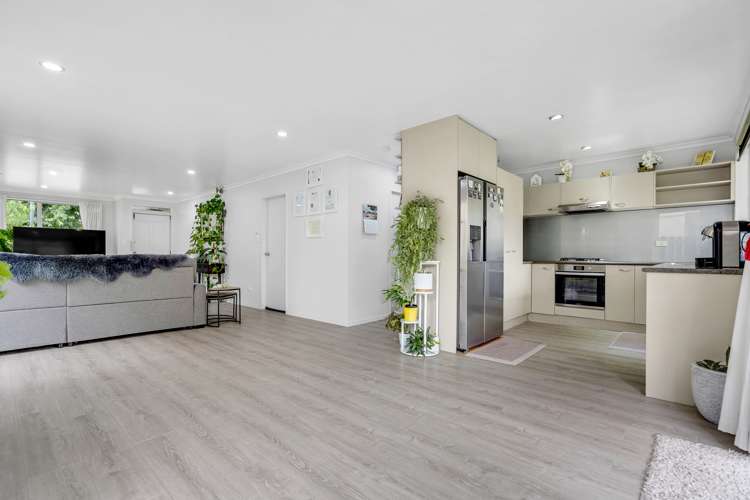 52 Bruce Pulman Drive Takanini_6