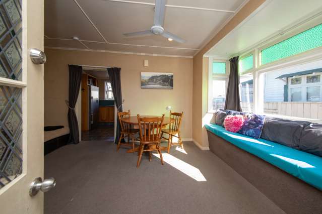 72 Denbigh Street Feilding_2