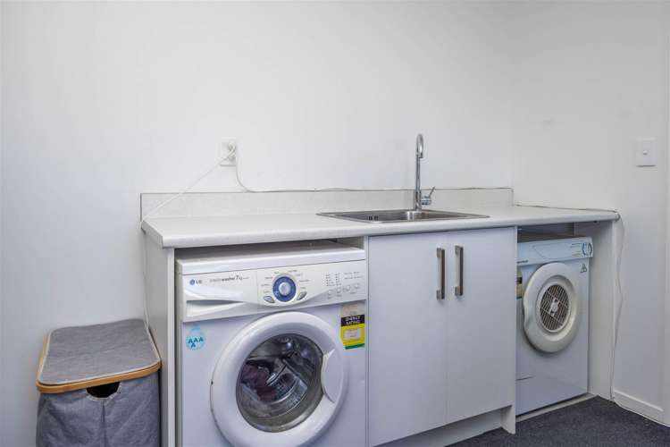 18 Keyes St Chedworth_19